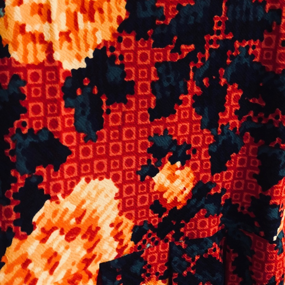 ♦️SOLD♦️ on EBay Amelia Dress Med Digital Floral - Picture 5 of 8